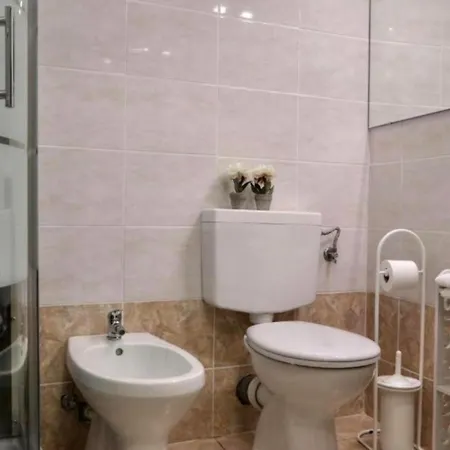 Guest house La Casetta Di Lina And Verona