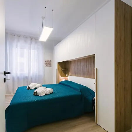 La Casetta Di Lina And Guest house