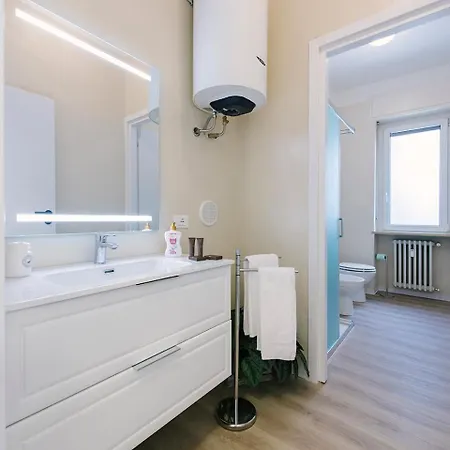 La Casetta Di Lina And Guest house Verona