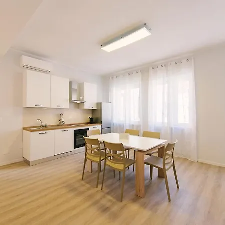 La Casetta Di Lina And Guest house